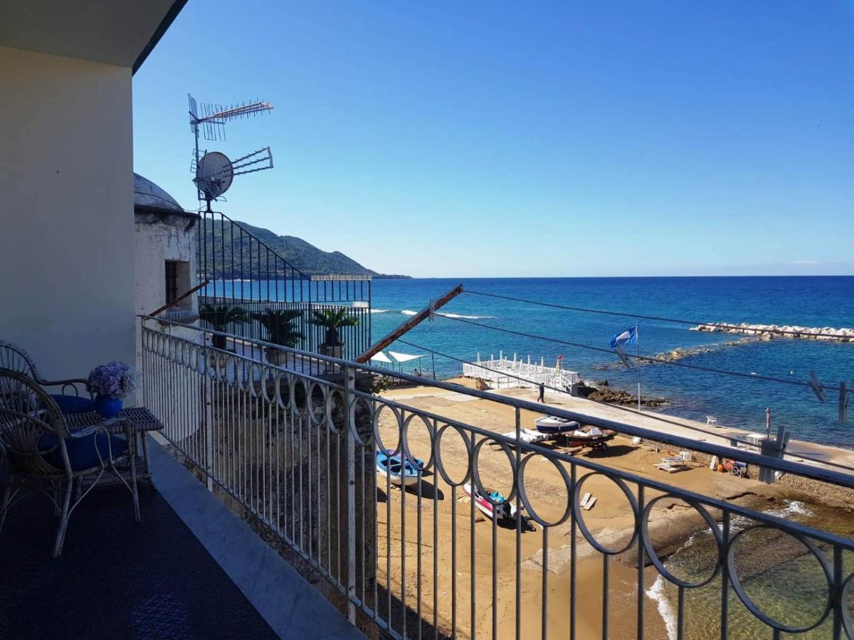Casa Vacanze Porto Delle Gatte Santa Maria di Castellabate Extérieur photo